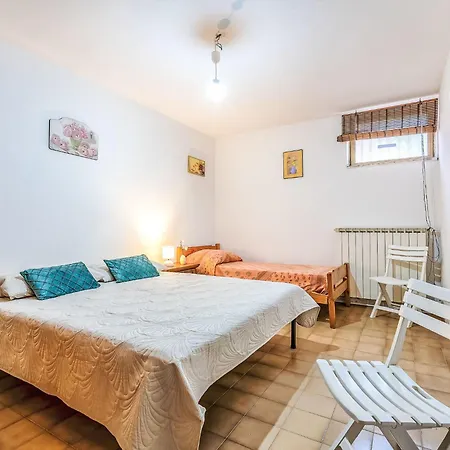 Ostrica By Interhome * אלגהרו