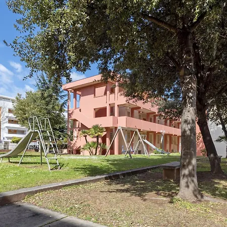 Ostrica By Interhome Alghero